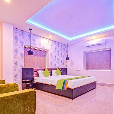 Treebo The Bollywood Hotell Bhubaneswar Eksteriør bilde