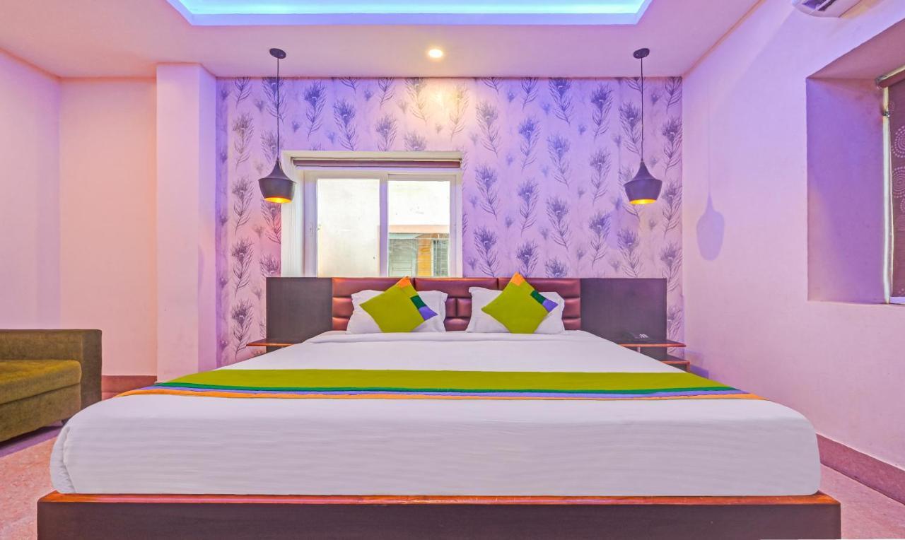 Treebo The Bollywood Hotell Bhubaneswar Eksteriør bilde